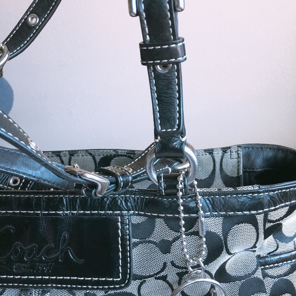 Hand bag - Picture 2 of 7